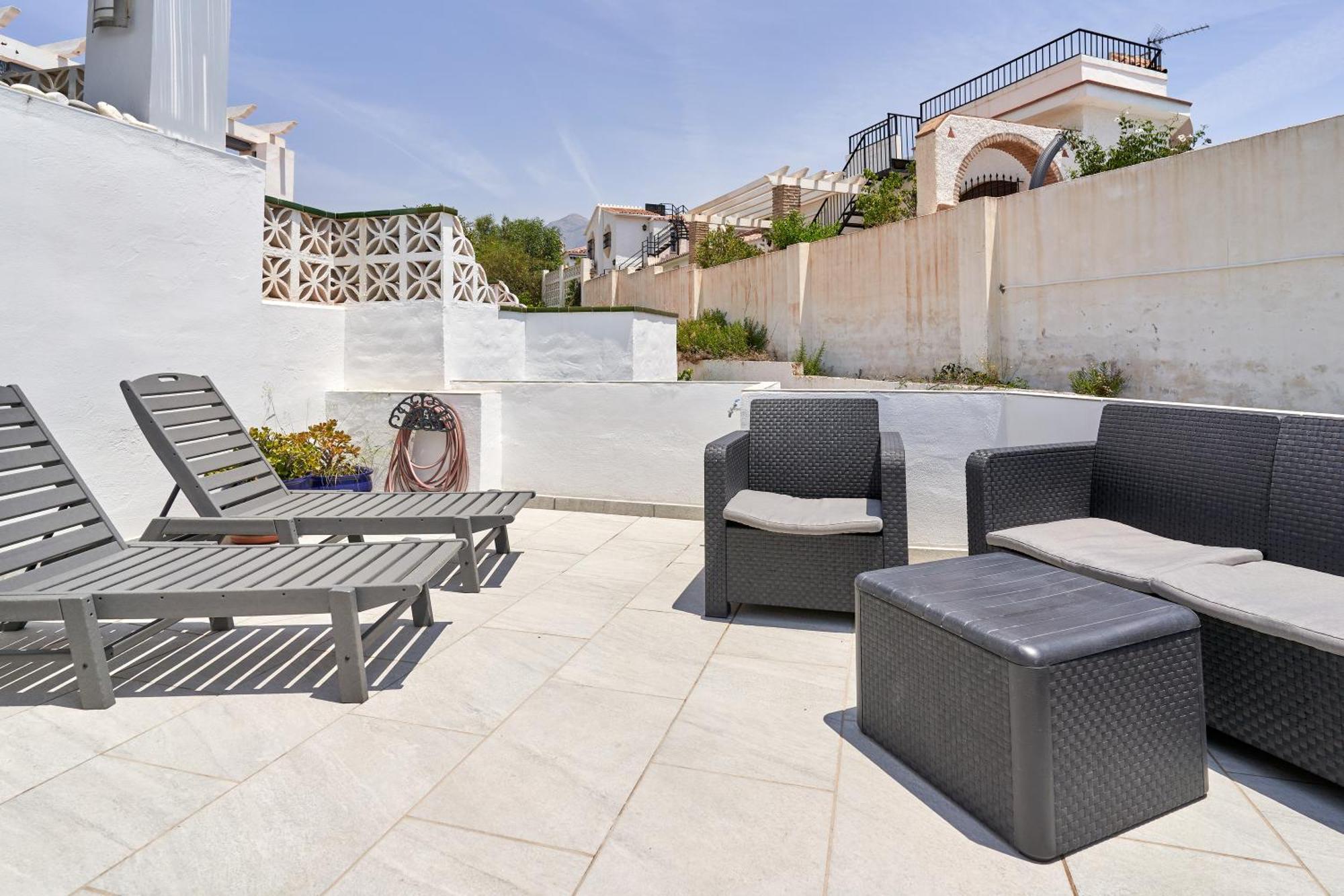 One Bedroom Penthouse Nerja Exterior foto